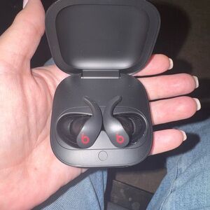 Beats by Dre Black Wireless Earbuds